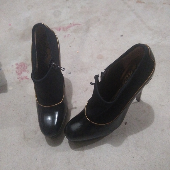 Designer high heels - Picture 4 of 4